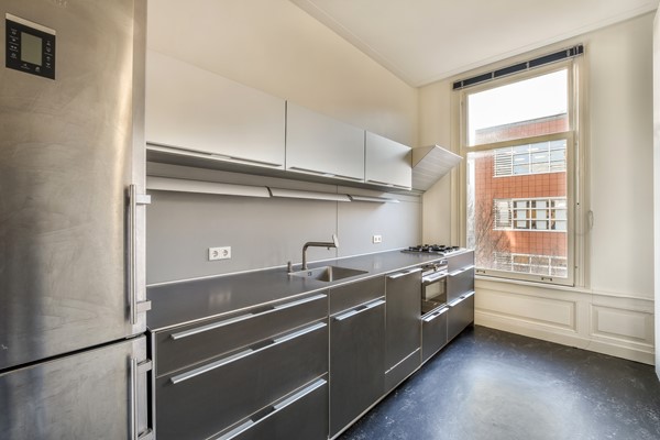 Medium property photo - Van De Veldestraat 7-2, 1071 CW Amsterdam